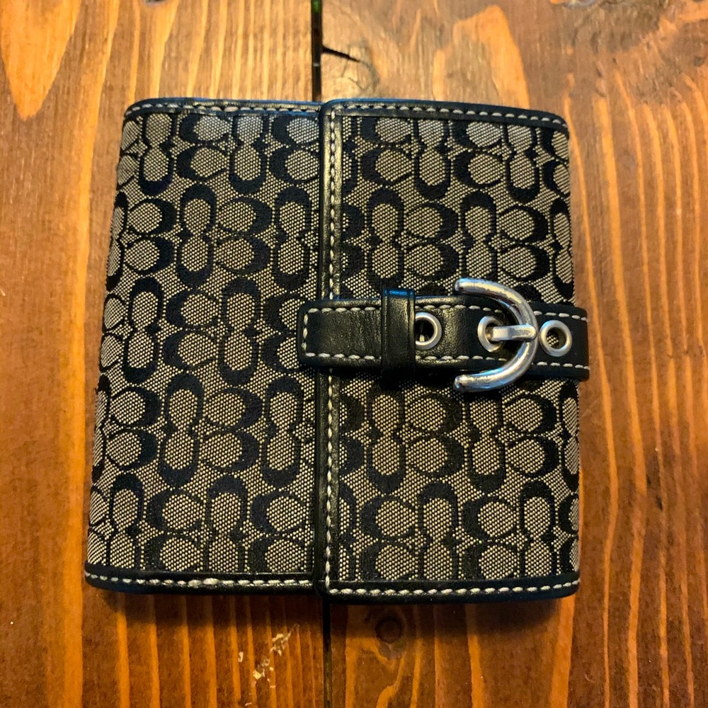 Authentic Coach Cs women’s fold wallet